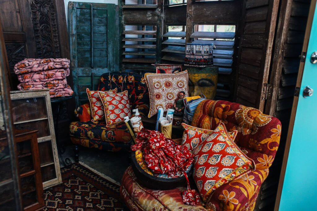 Bohem (Boho) Dekorasyon Tarzı: Özgür Ruhun Katmanlı Estetiği