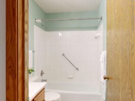 Yaşlı ve Engelli Dostu Banyo Tasarımı Yaşlı ve Engelli Dostu Banyo Tasarımı